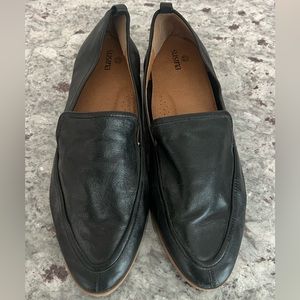 Susina Kellen Womens Black Supple Leather Slip On Pointed Toe Loafer- 10